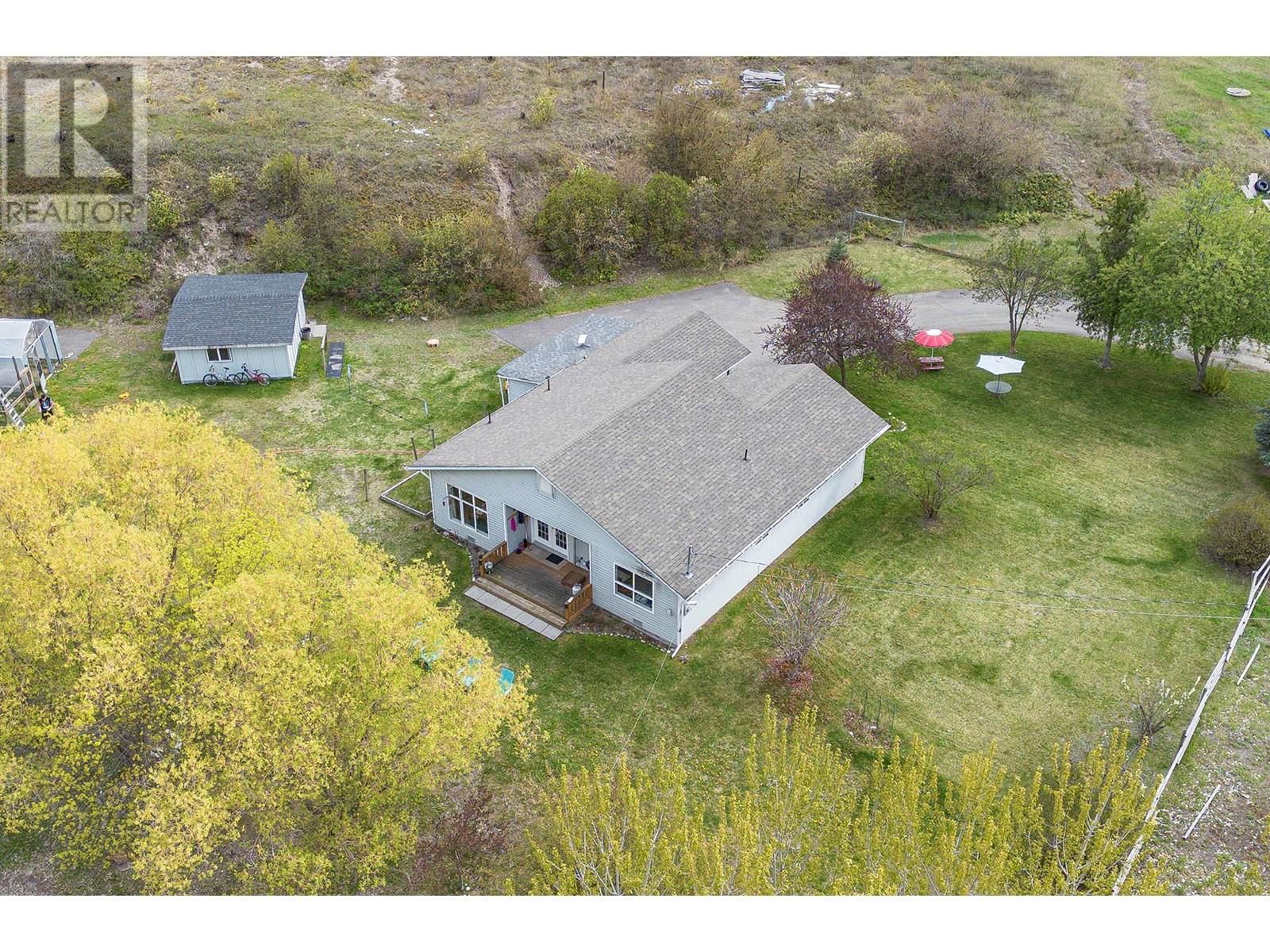 3652 HART ROAD Image 42