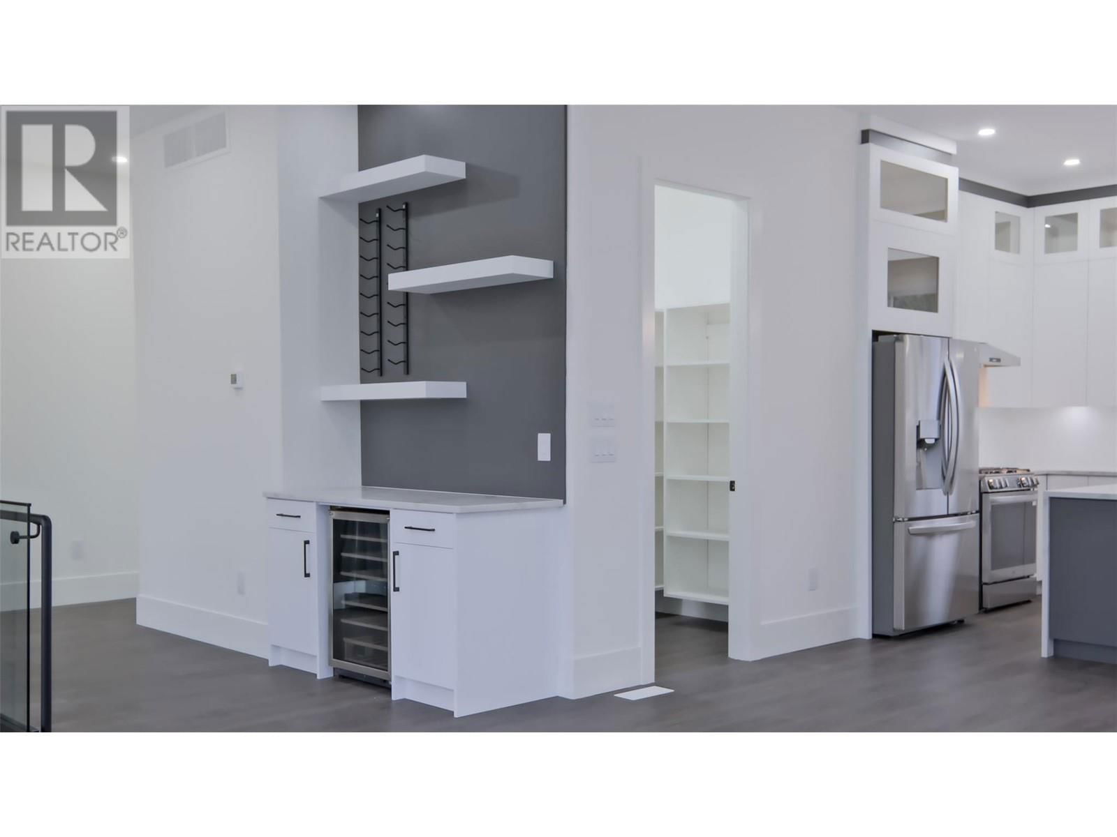 2798 CANYON CREST DRIVE Image 34
