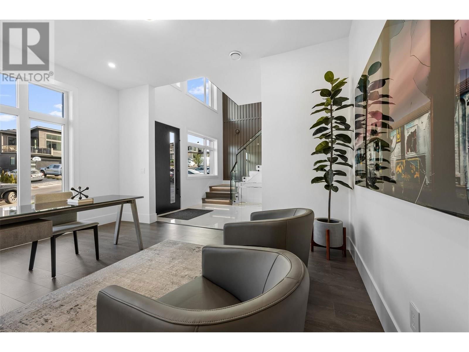 2798 CANYON CREST DRIVE Image 6