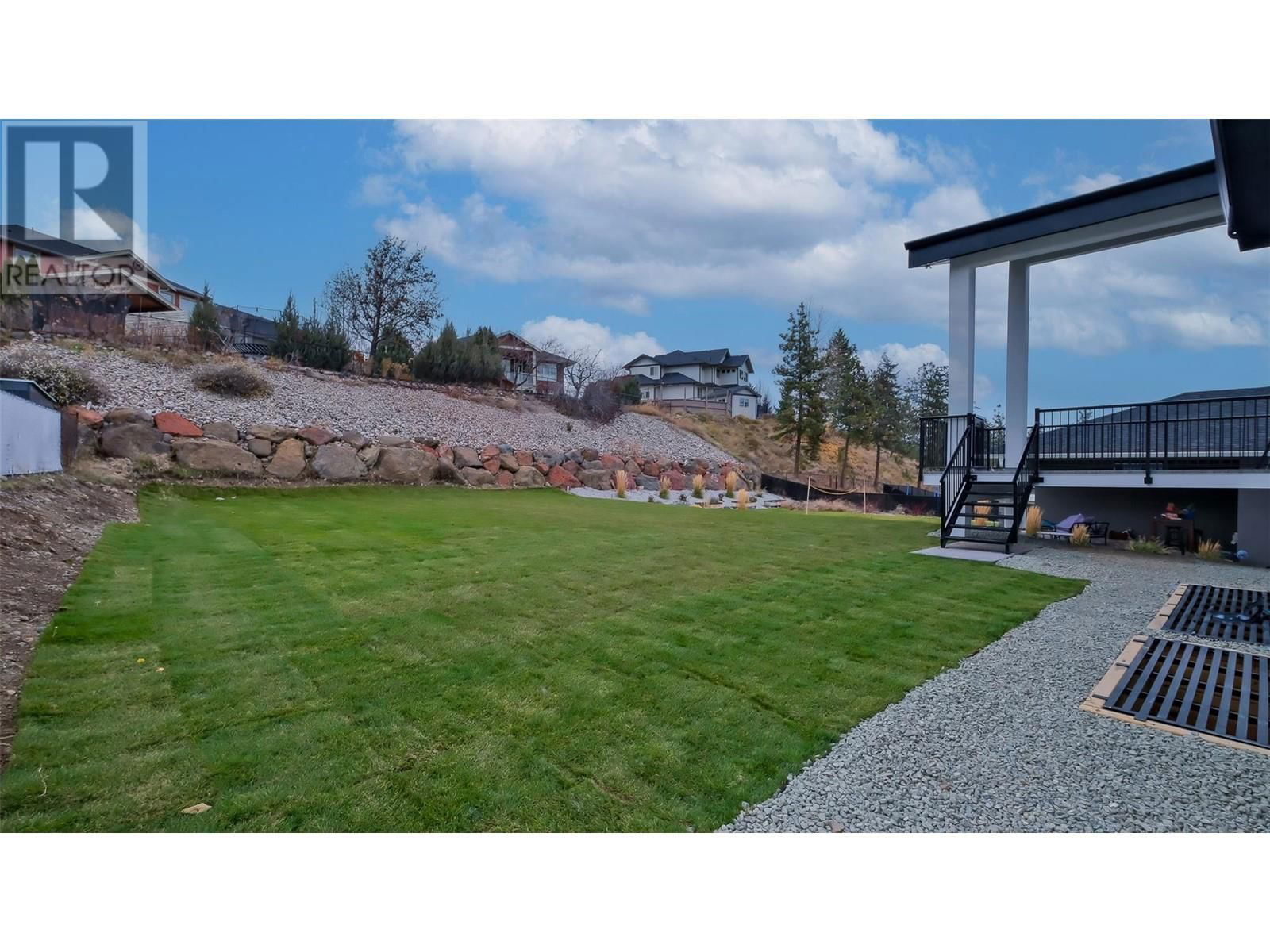 2798 CANYON CREST DRIVE Image 79