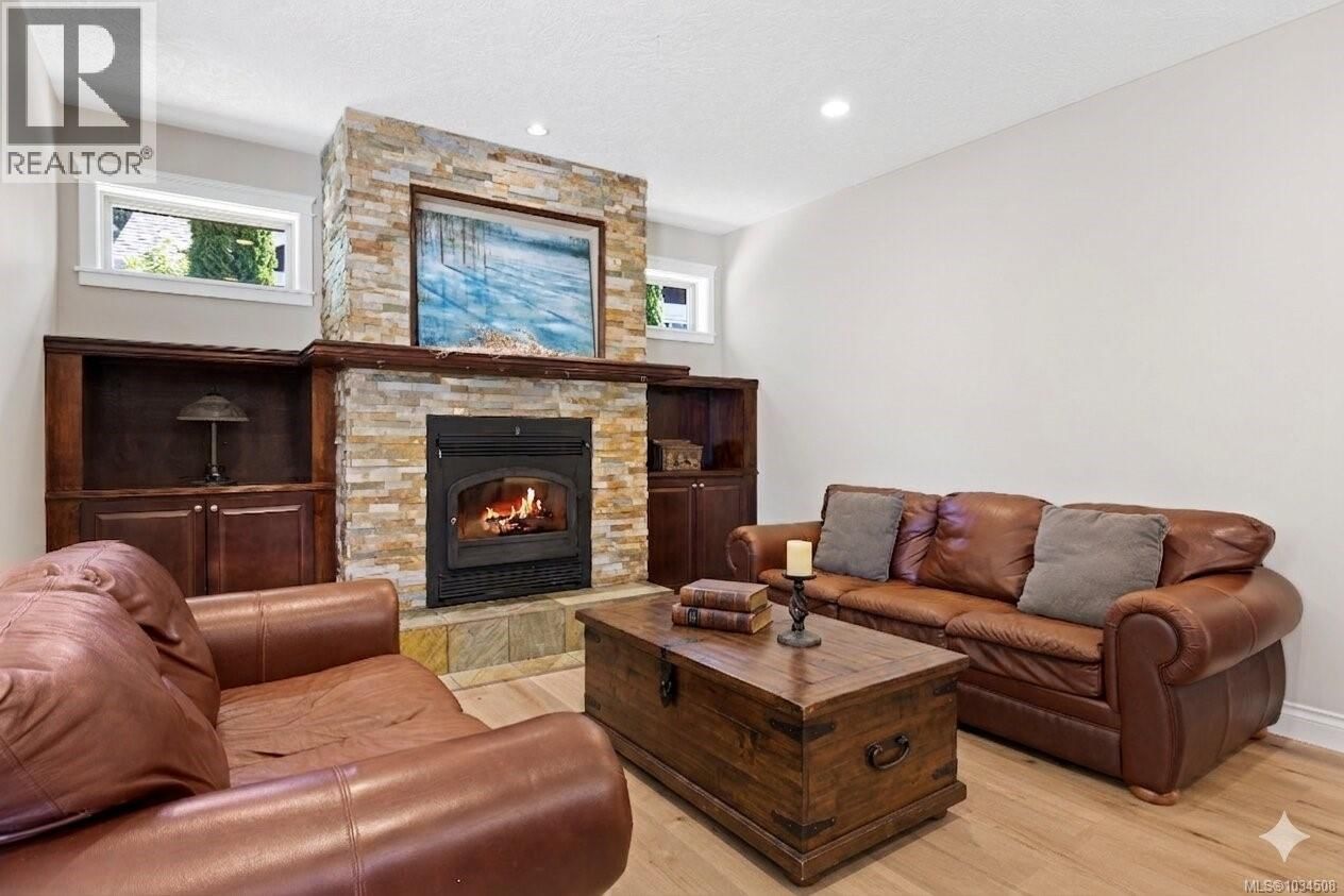 1635 Stone Lake Drive property photo