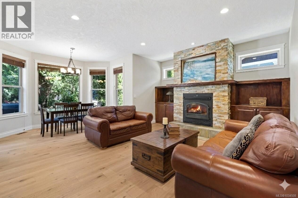 1635 Stone Lake Drive property photo