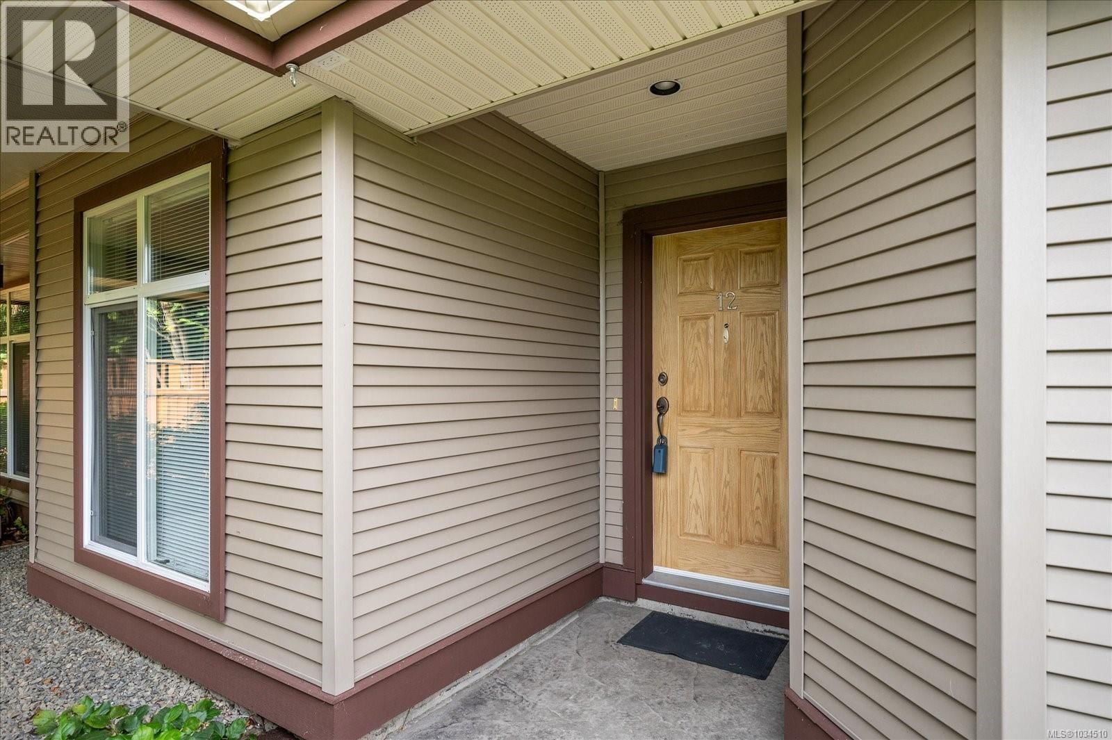 12 340 Young Street property photo
