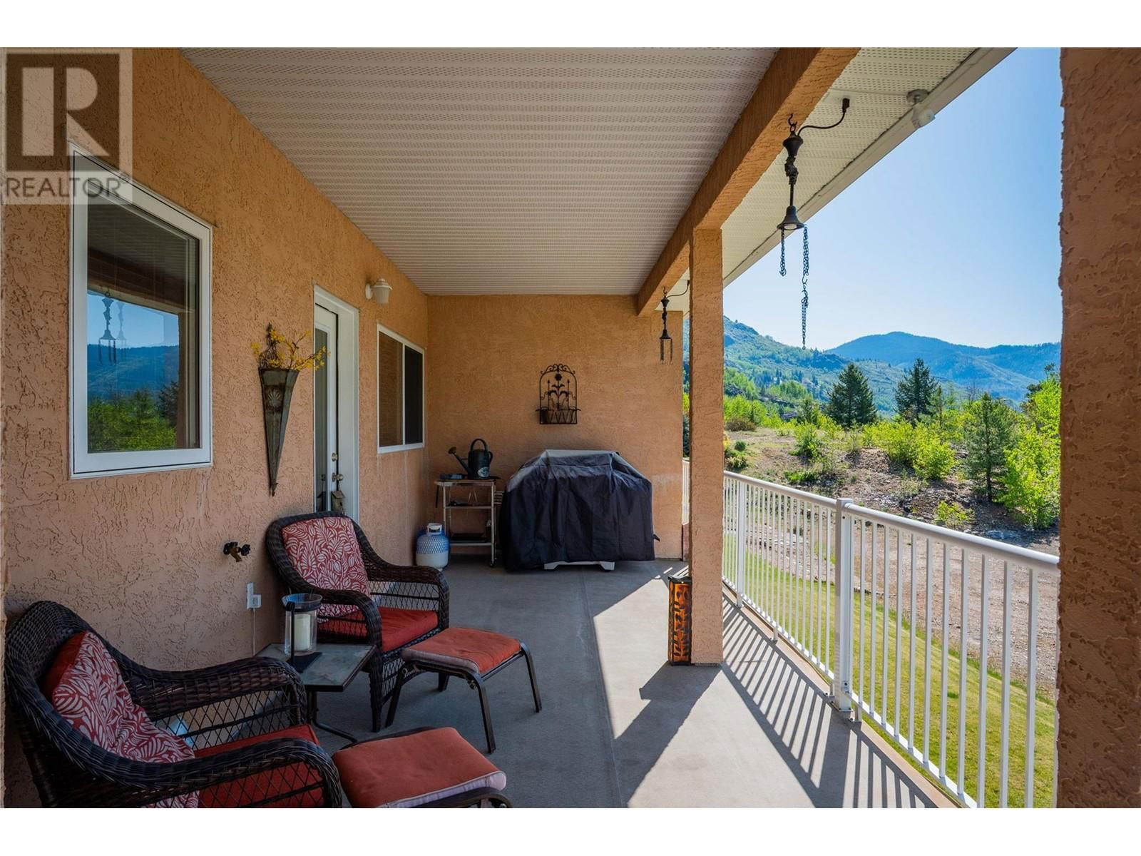 7350 CREMA DRIVE Image 26
