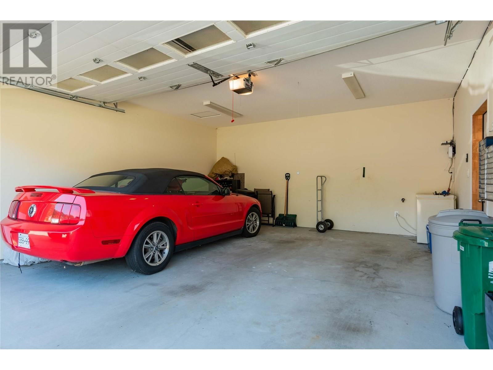 7350 CREMA DRIVE Image 38