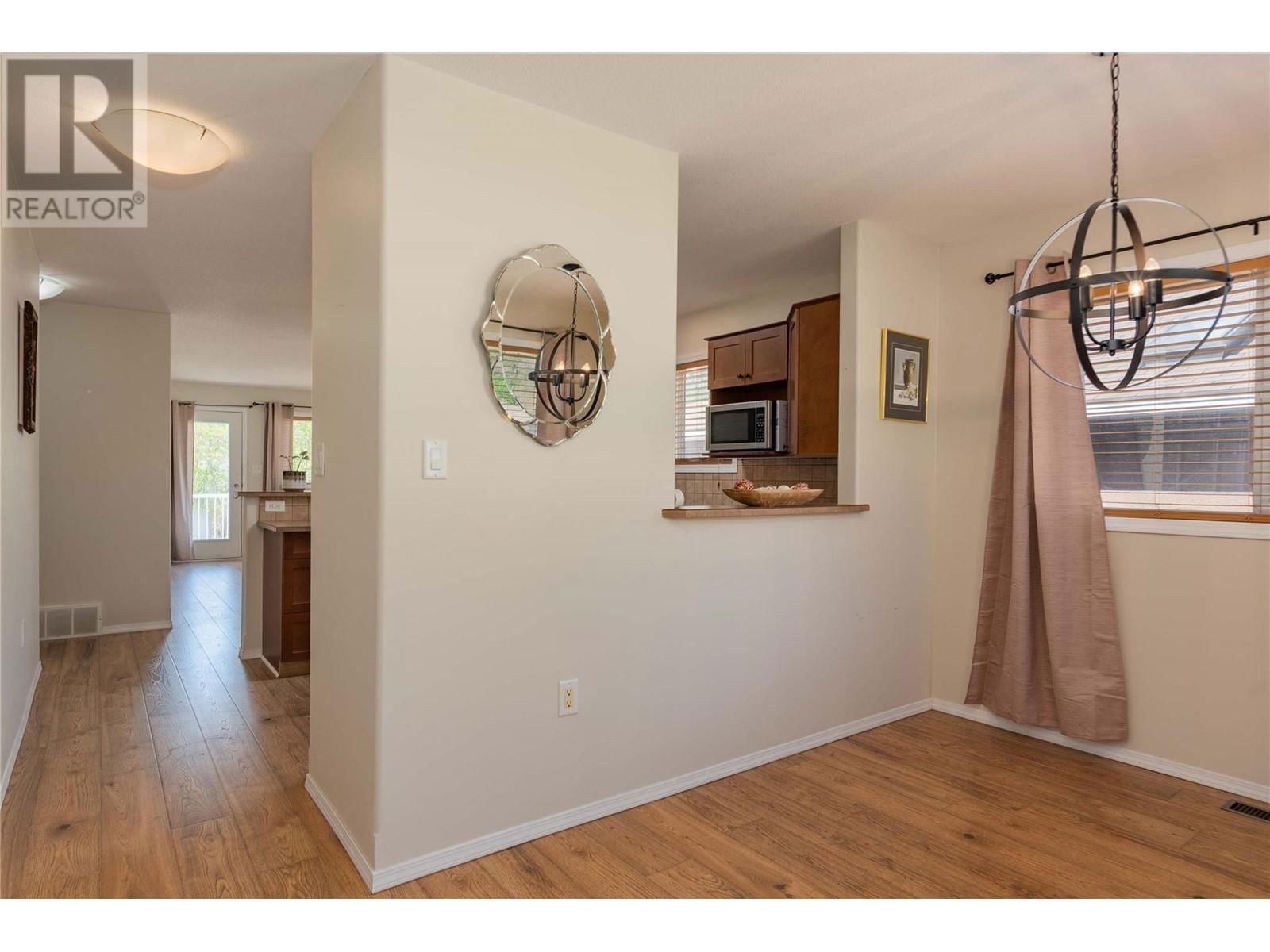 7350 CREMA DRIVE Image 8