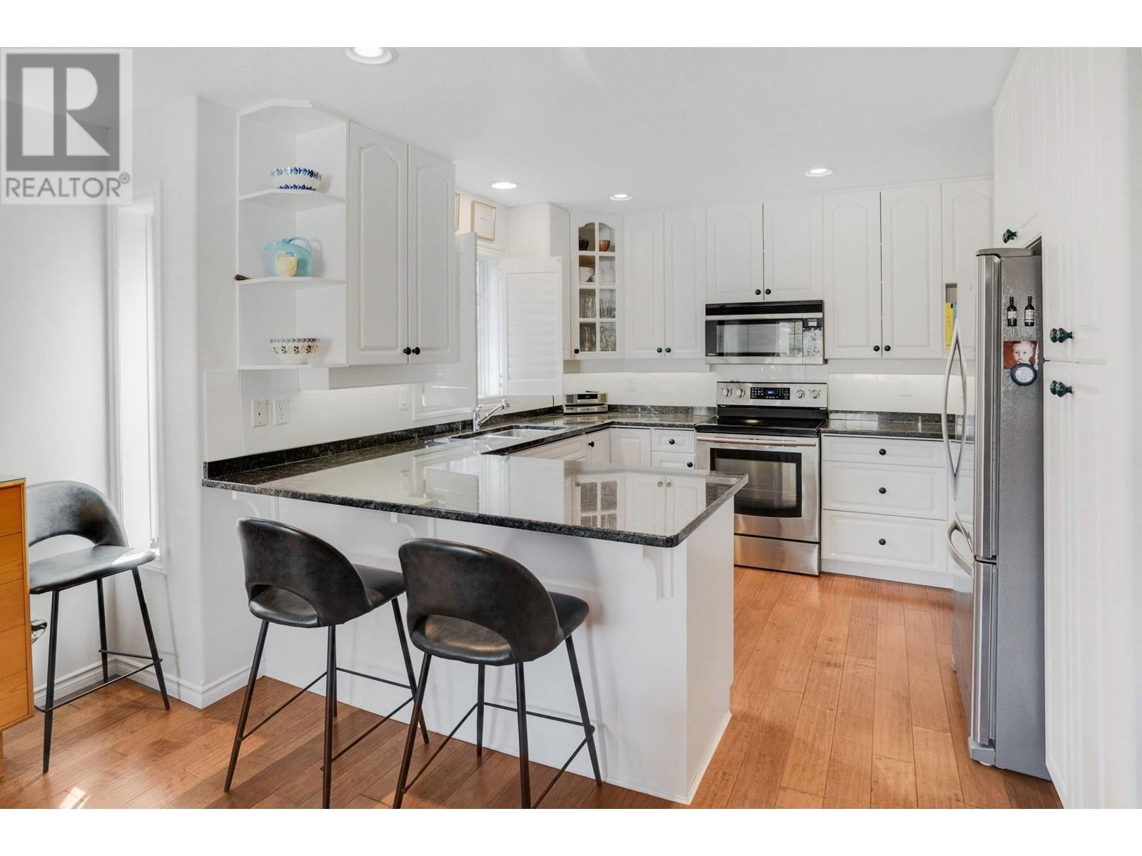 9 - 3775 SPRINGBROOK ROAD Image 12