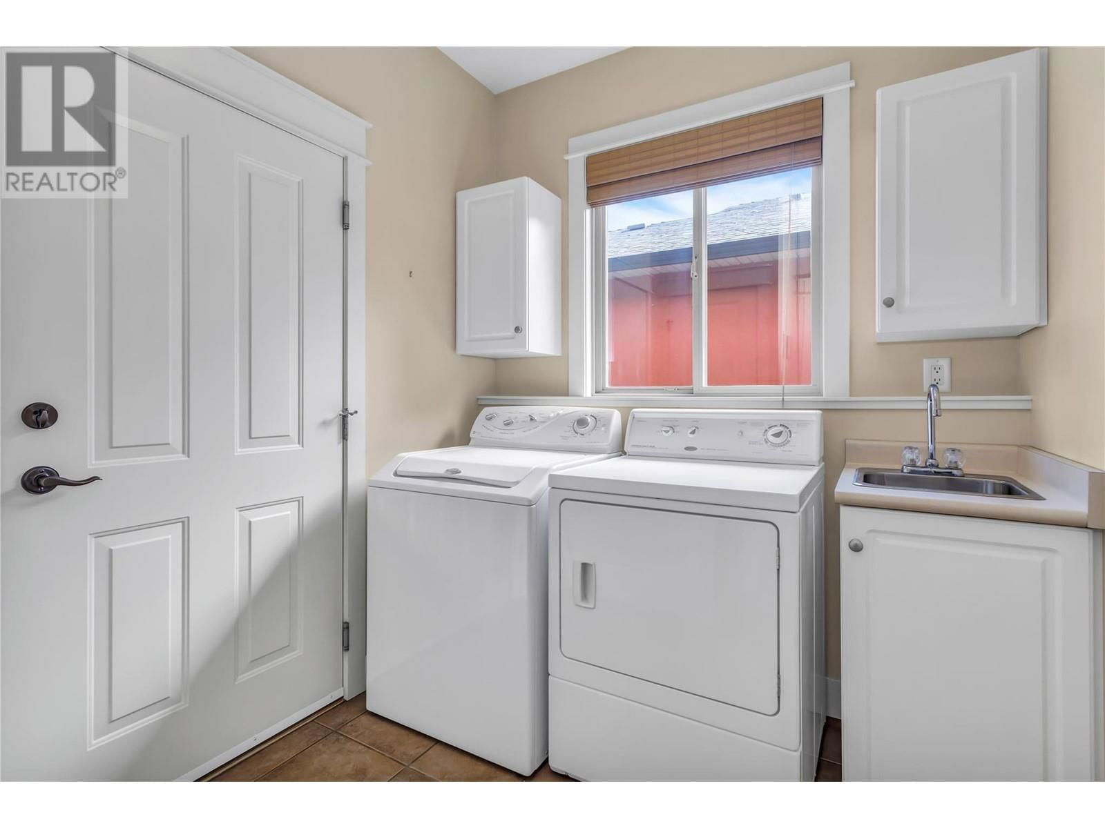 3693 SONOMA PINES DRIVE Image 26