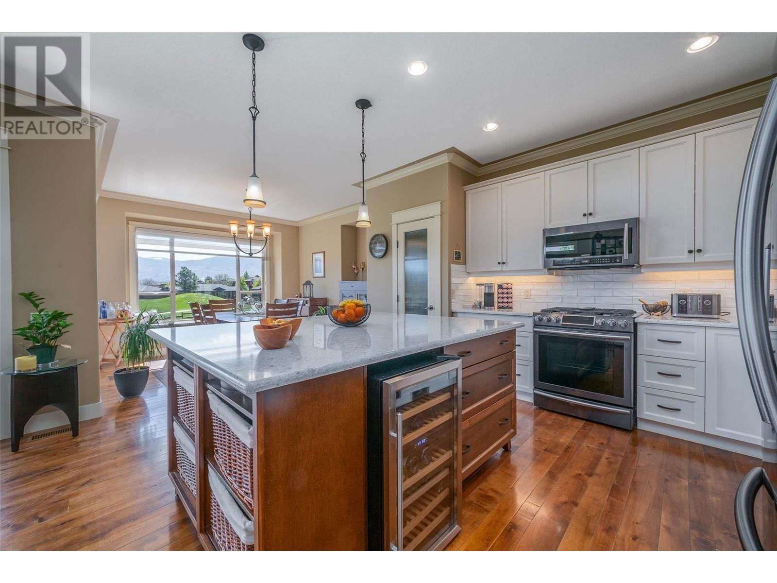 4144 SOLANA PLACE Image 13