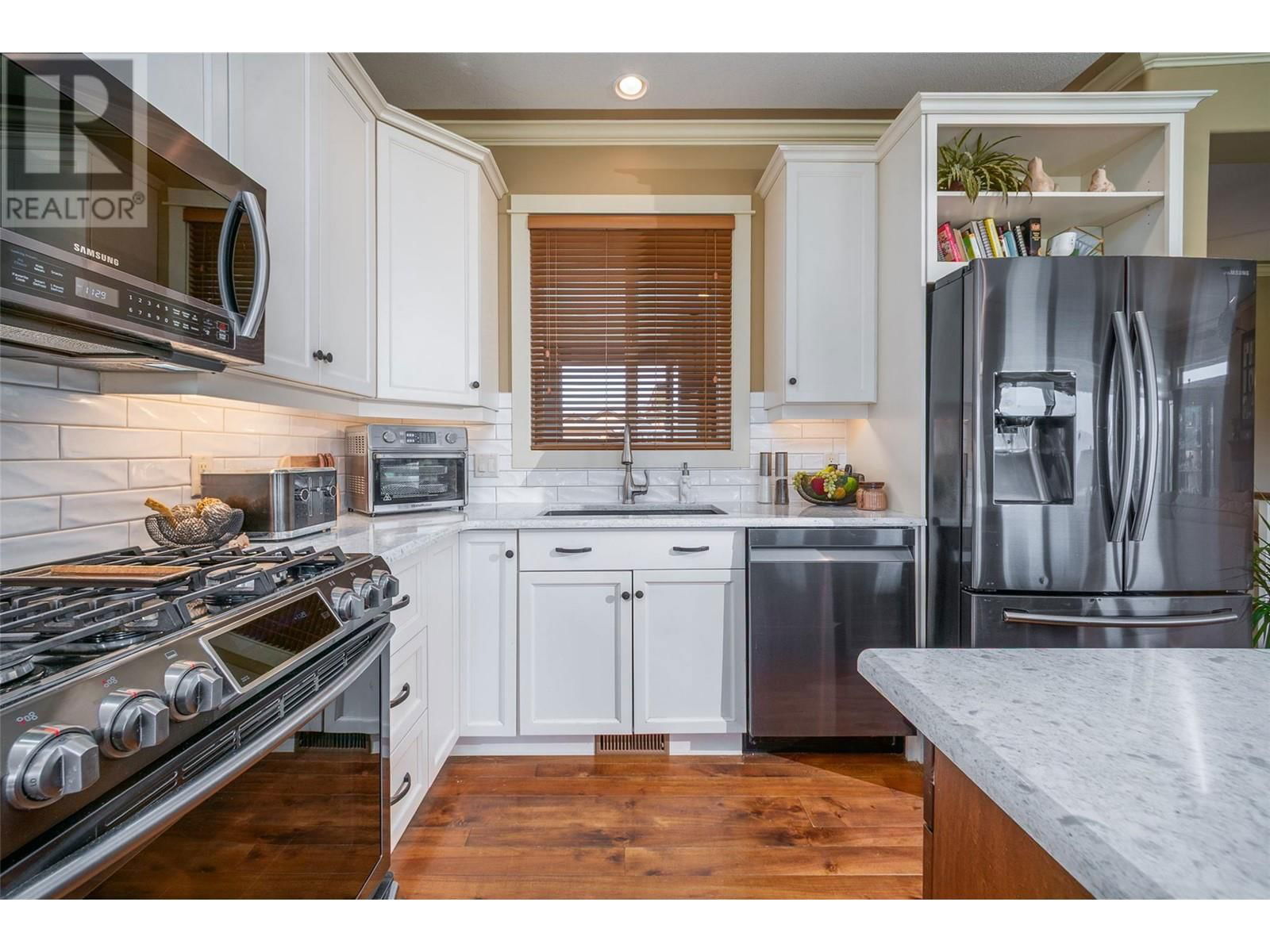 4144 SOLANA PLACE Image 15