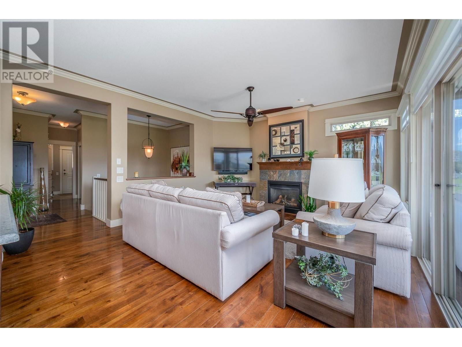 4144 SOLANA PLACE Image 9