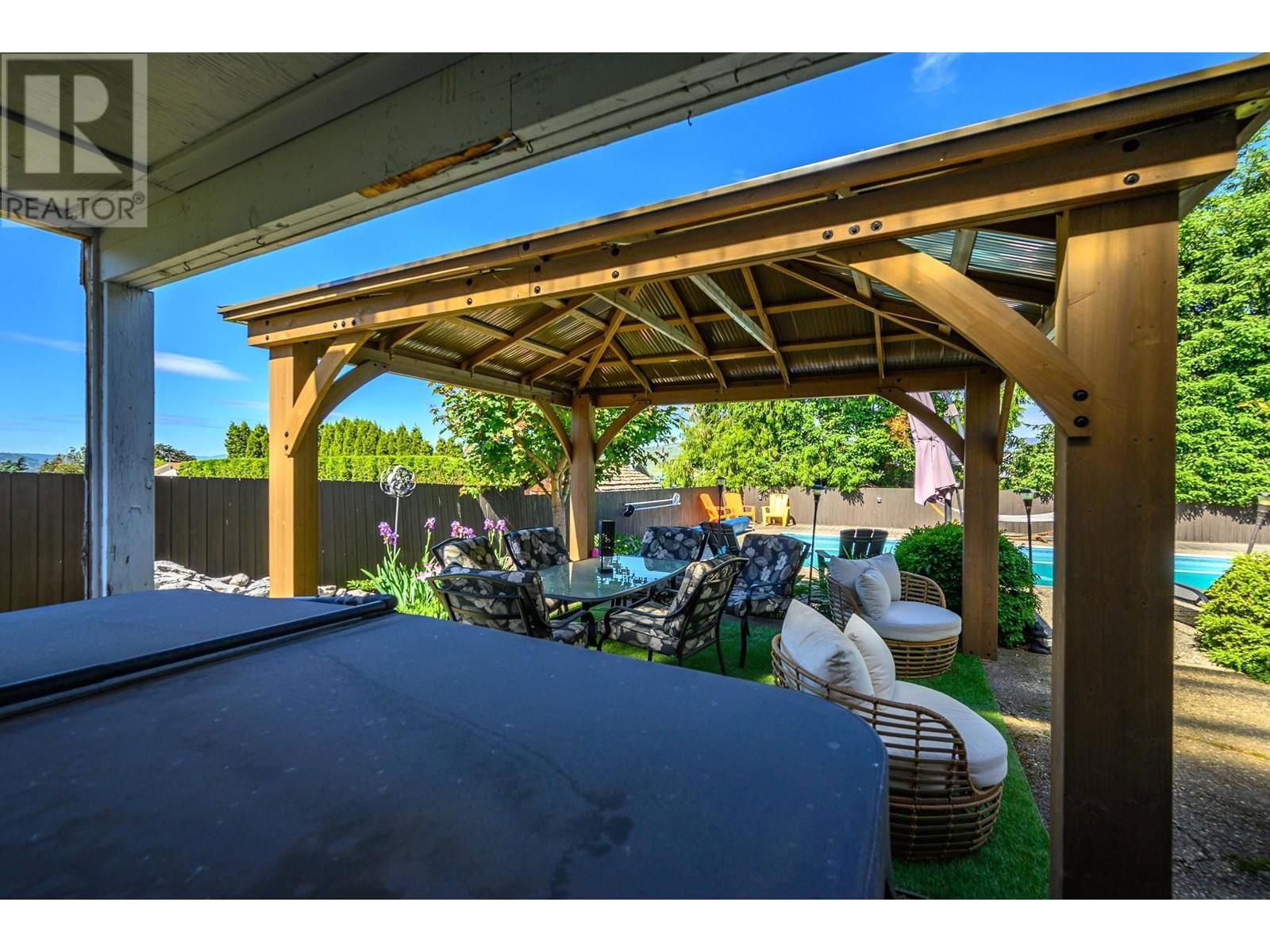 6458 CARLTON ROAD Image 44