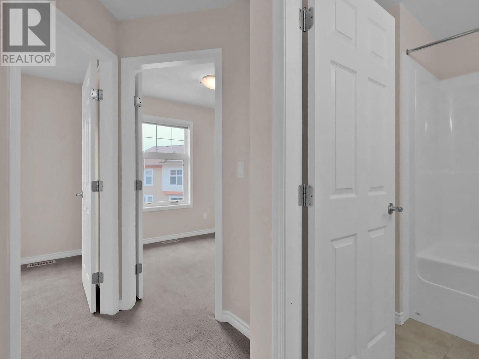 140 - 3363 WILSON STREET Image 17