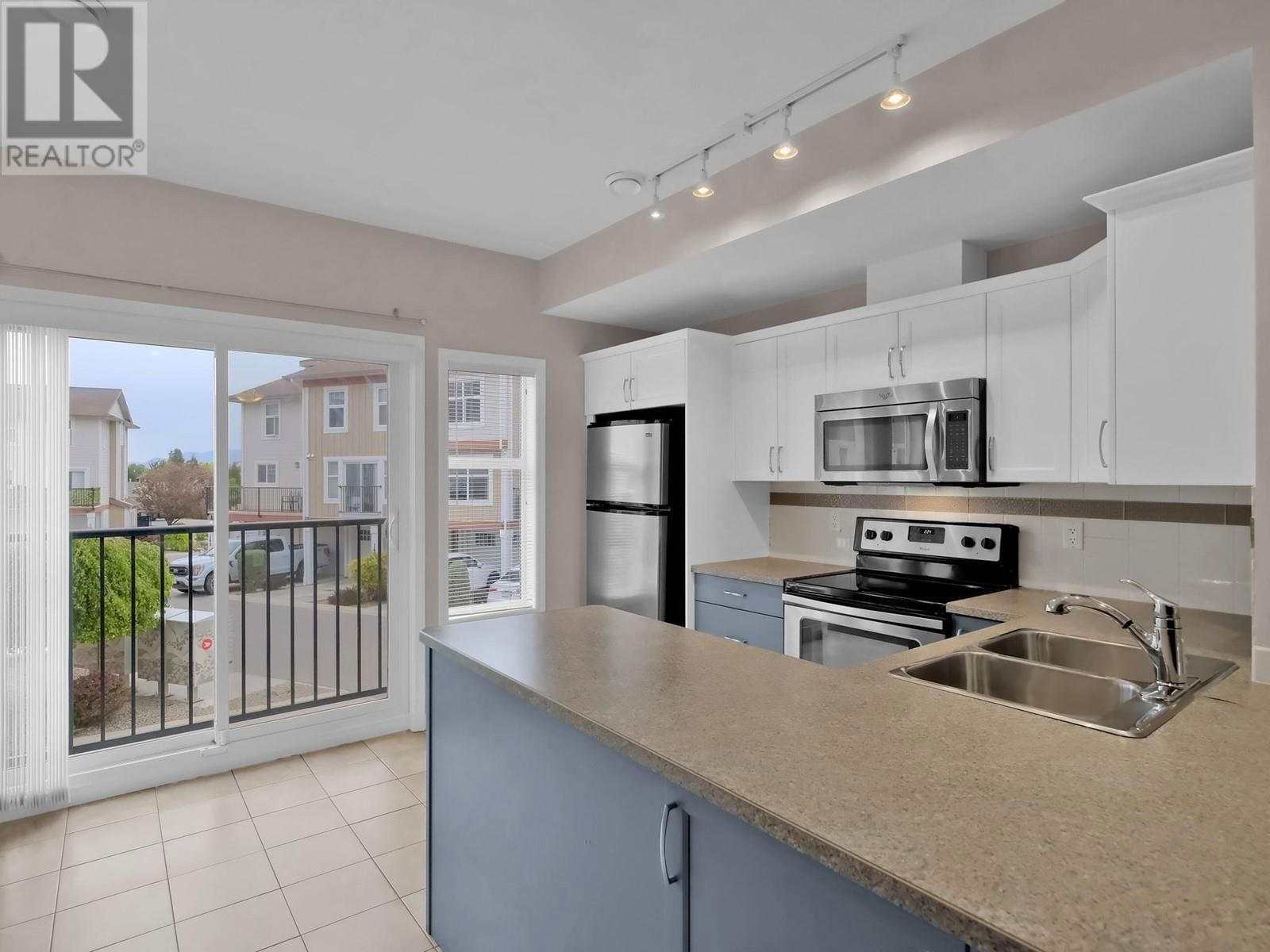 140 - 3363 WILSON STREET Image 3