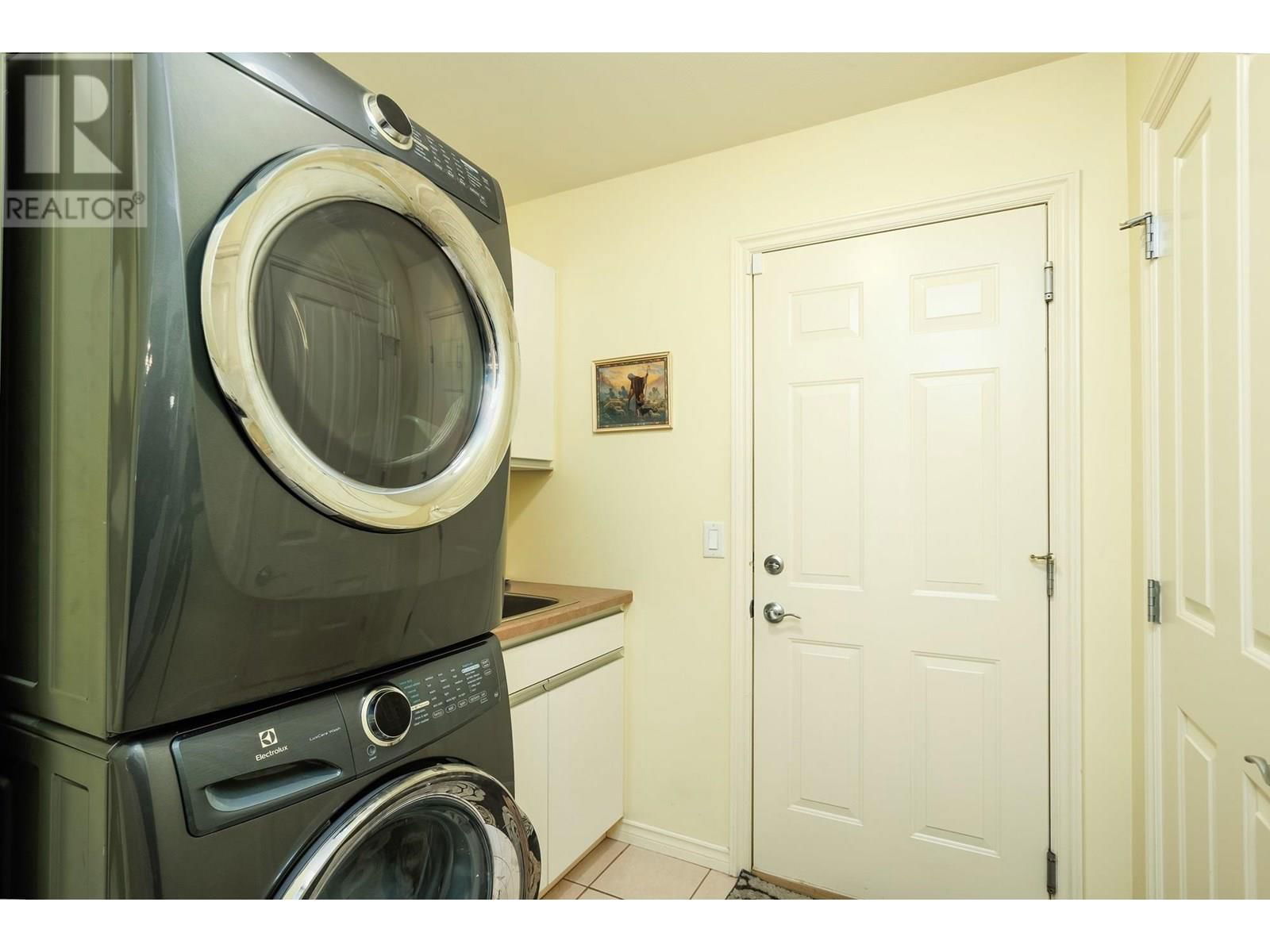 3973 GALLAGHERS CIRCLE Image 15