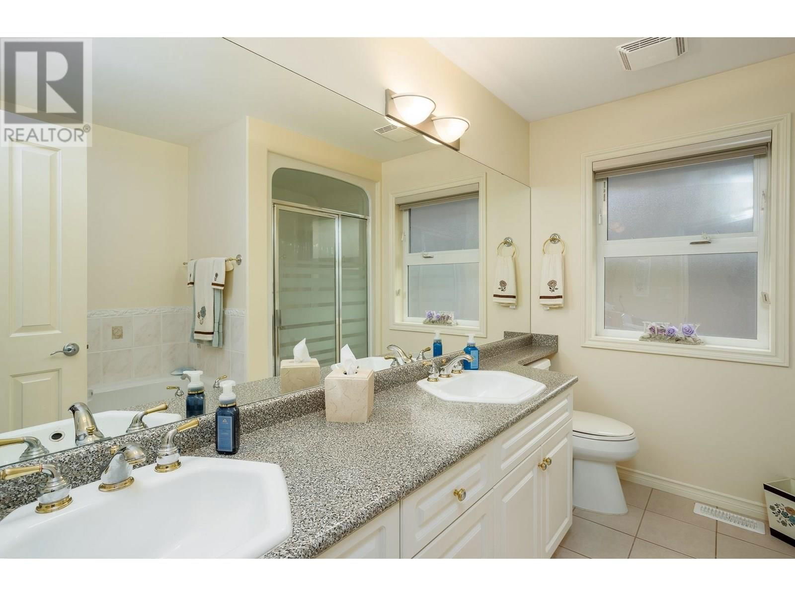 3973 GALLAGHERS CIRCLE Image 18