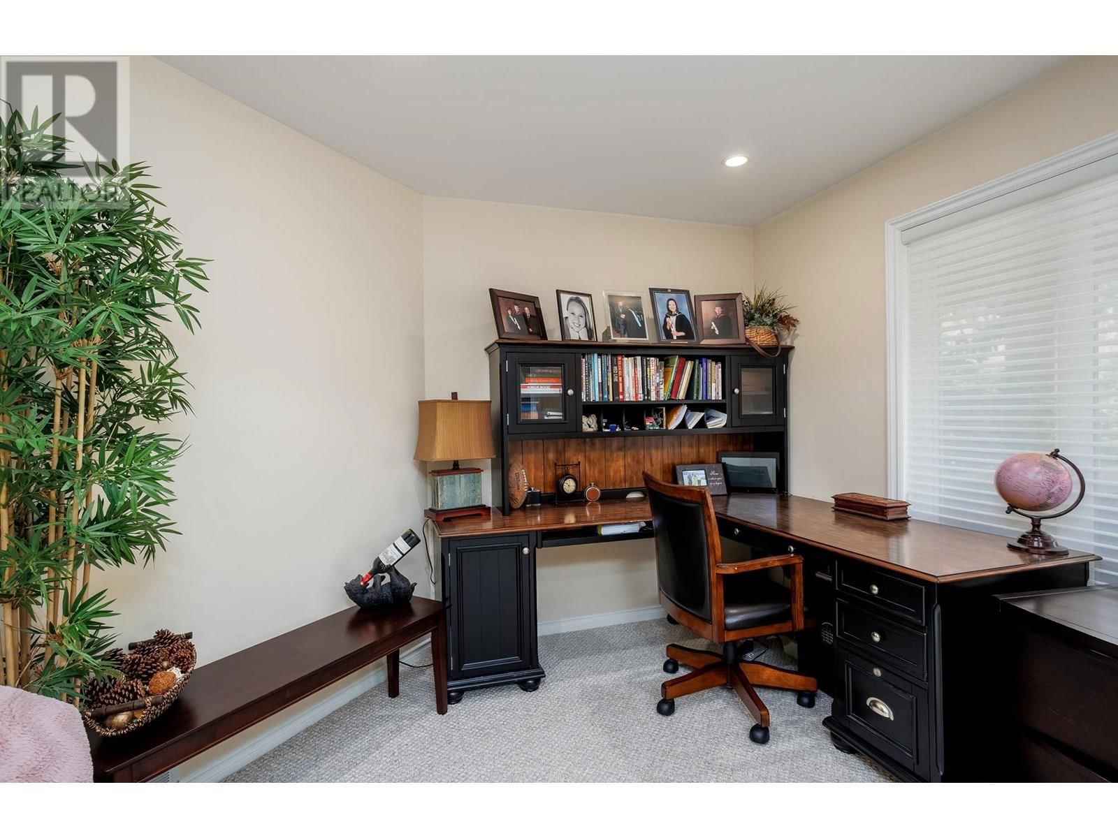 3973 GALLAGHERS CIRCLE Image 29