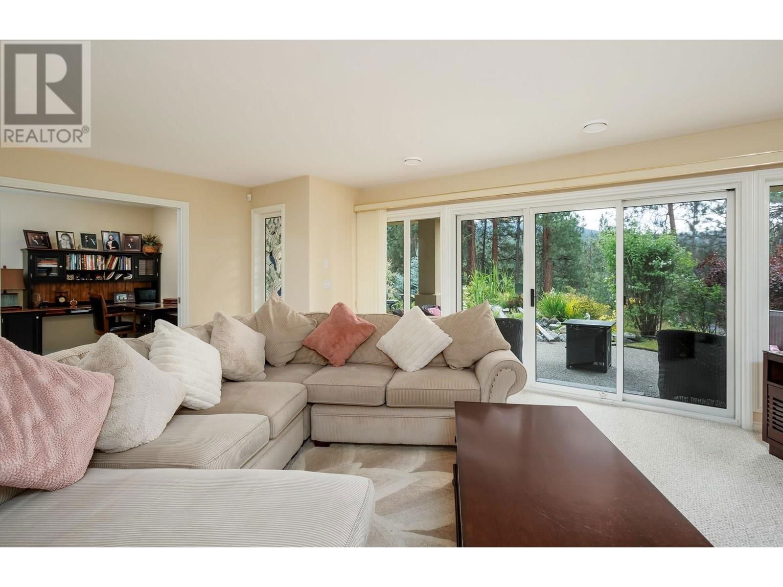 3973 GALLAGHERS CIRCLE Image 30