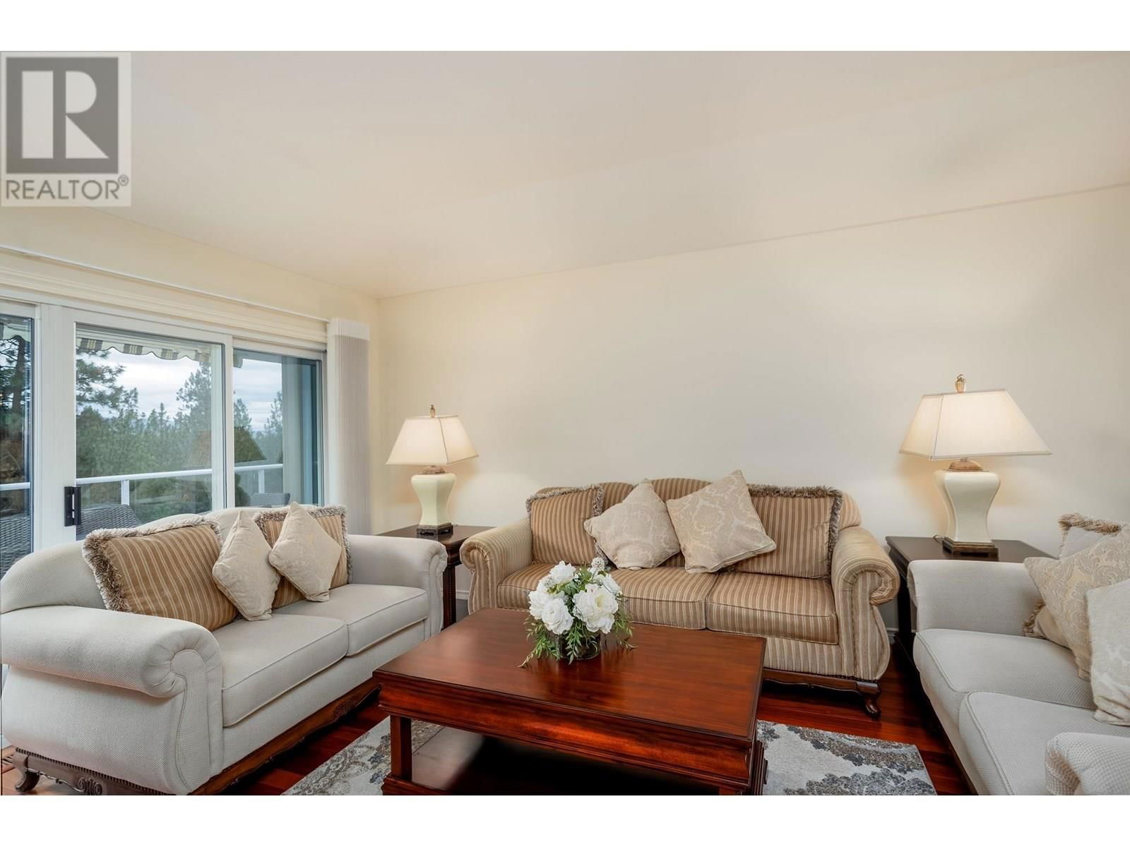 3973 GALLAGHERS CIRCLE Image 9