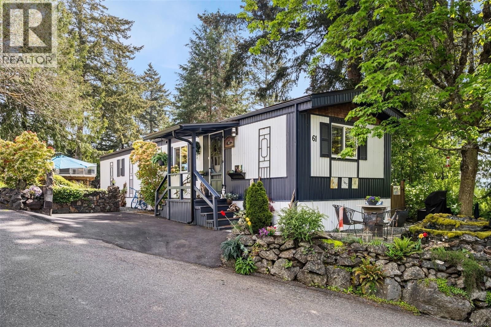5838 Blythwood Road, Sooke, British Columbia V9Z 0G2