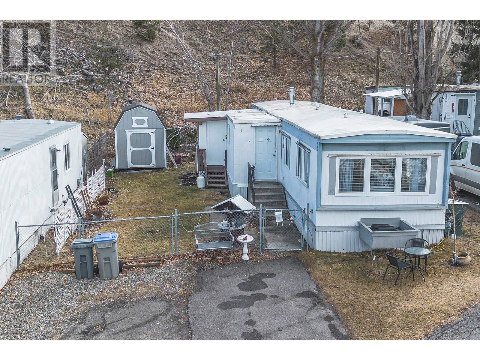6 - 1175 ROSE HILL ROAD Image 3