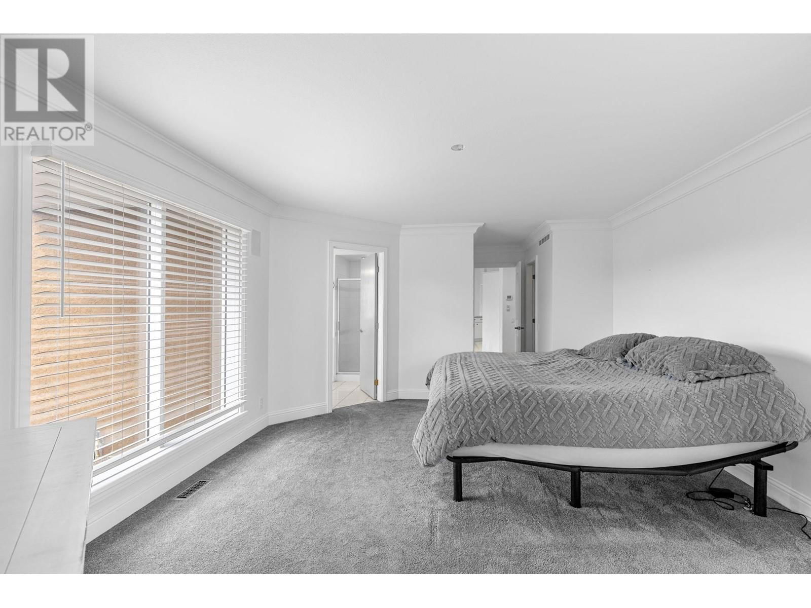 3784 INGLIS PLACE Image 16