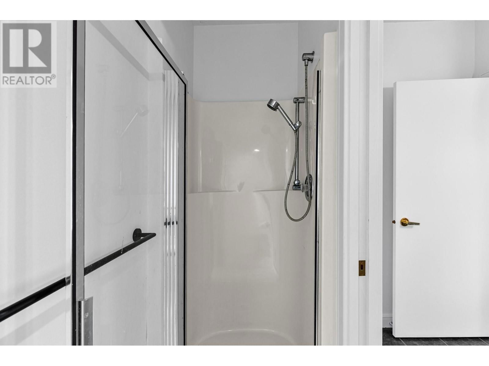 3784 INGLIS PLACE Image 34