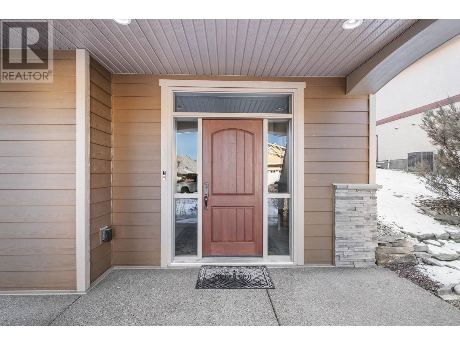 3920 GALLAGHERS CIRCLE Image 3