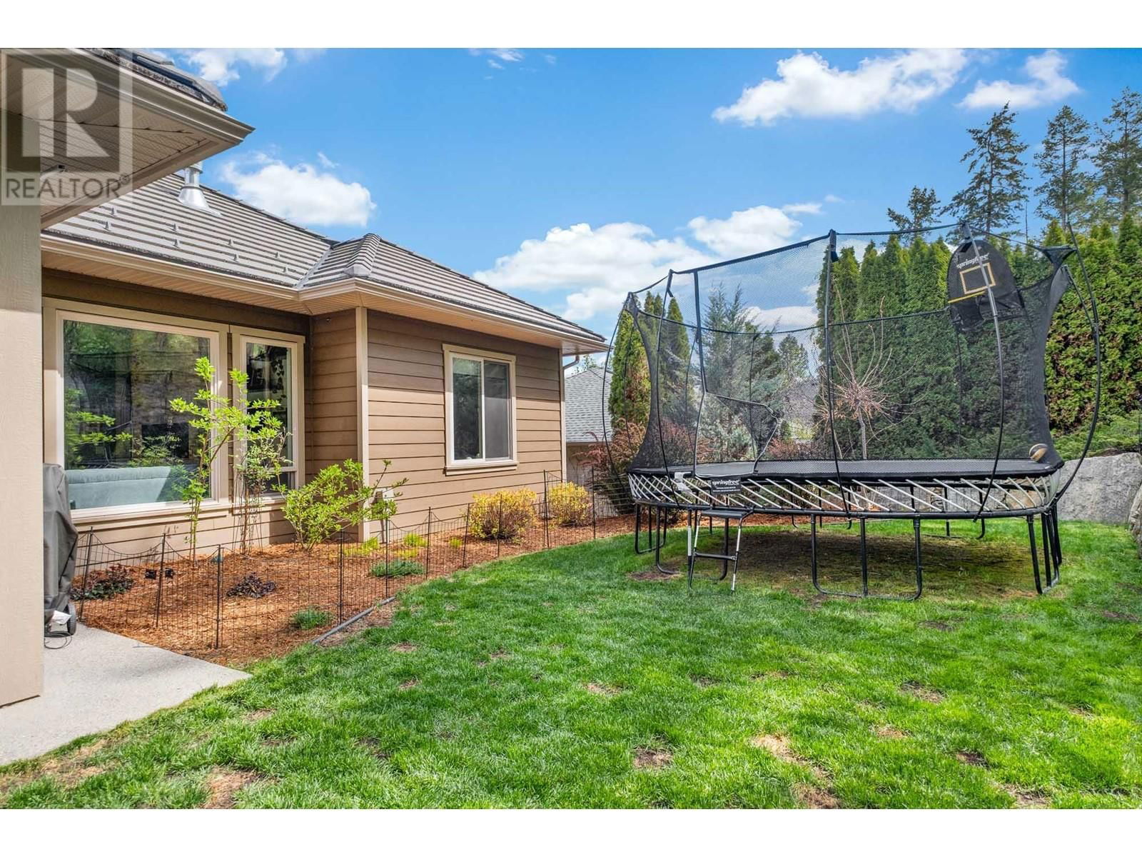 3920 GALLAGHERS CIRCLE Image 40
