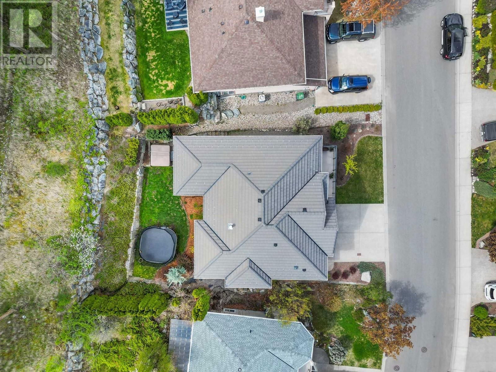 3920 GALLAGHERS CIRCLE Image 43