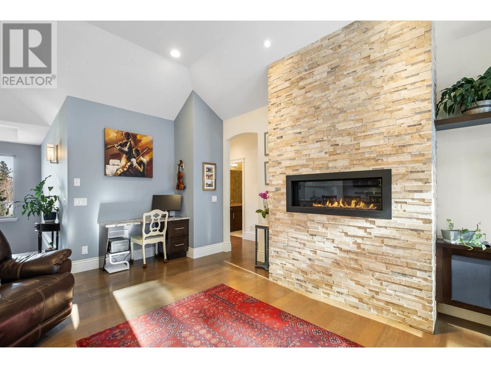3920 GALLAGHERS CIRCLE Image 6