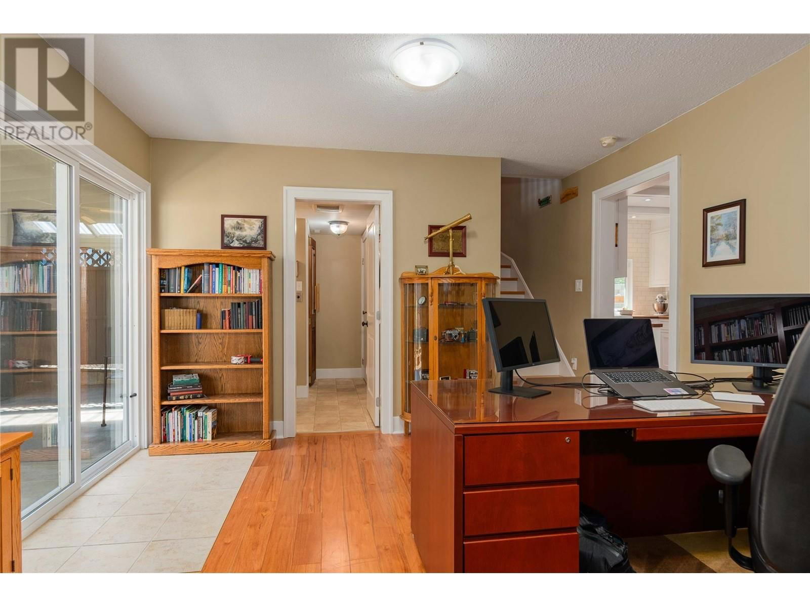 1443 COLUMBIA AVENUE Image 15
