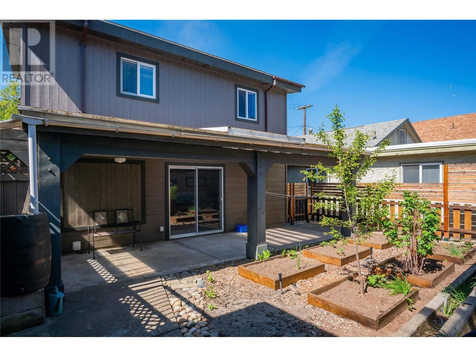 1443 COLUMBIA AVENUE Image 30