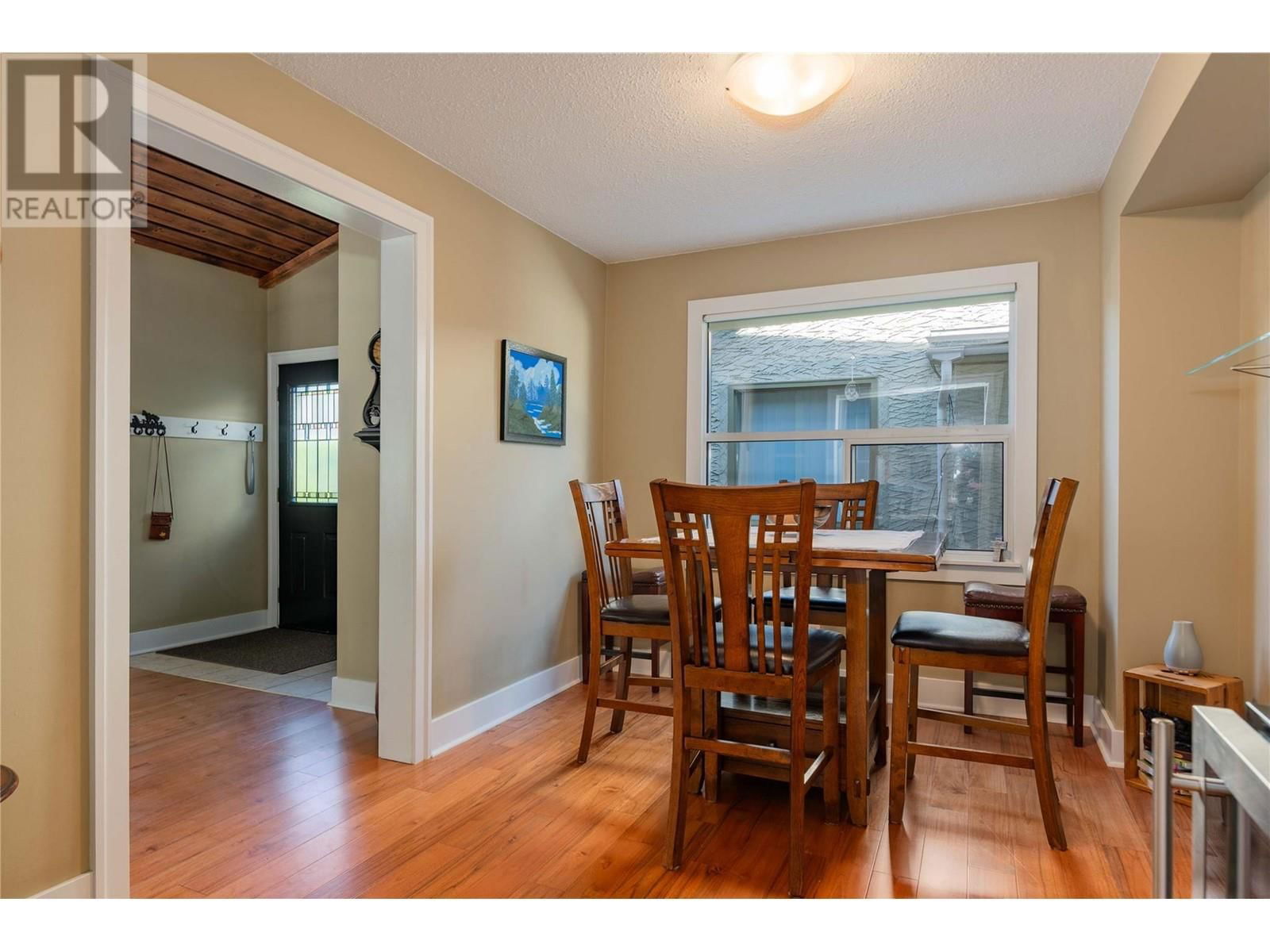 1443 COLUMBIA AVENUE Image 8