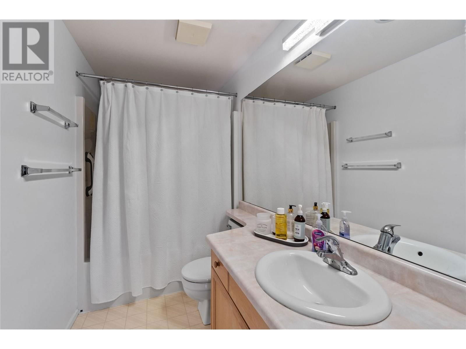 213 - 3335 RICHTER STREET Image 38
