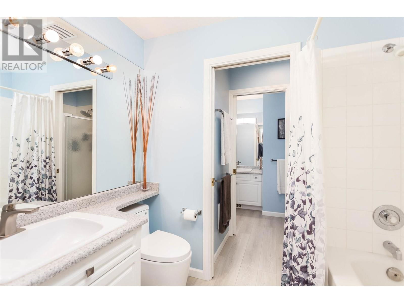 4 - 2675 PINE AVENUE Image 18