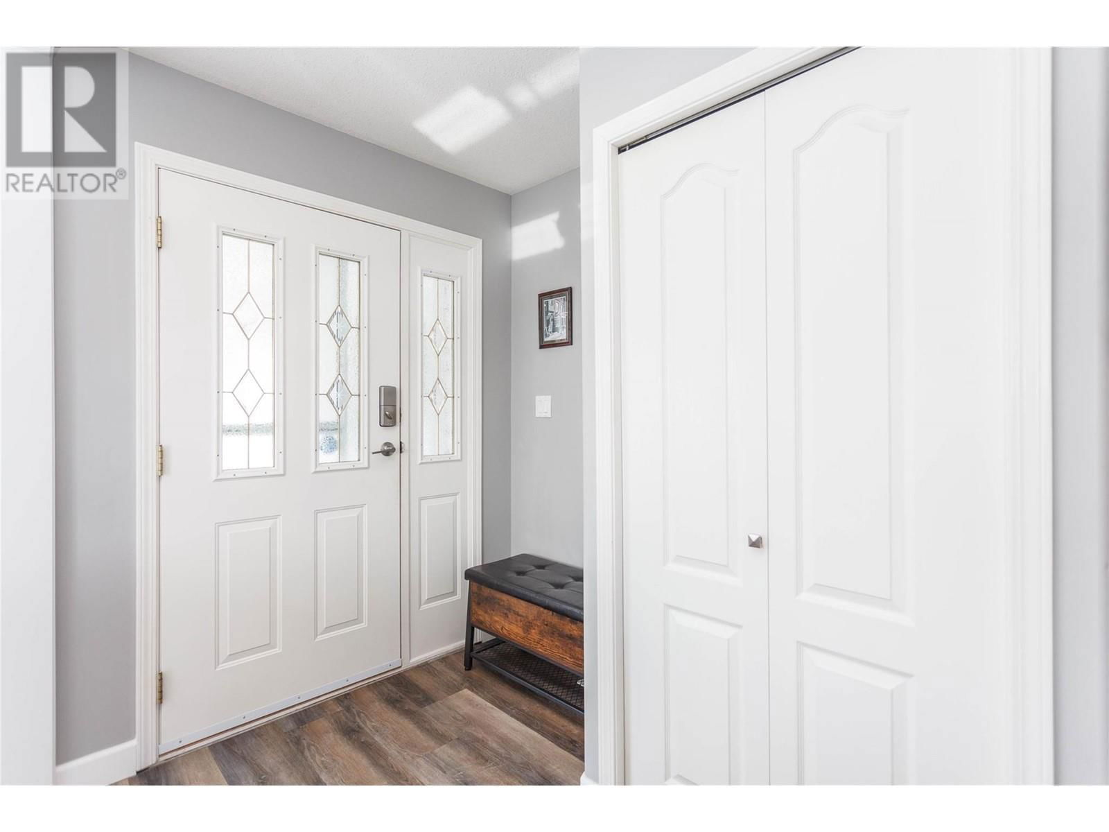 4 - 2675 PINE AVENUE Image 23
