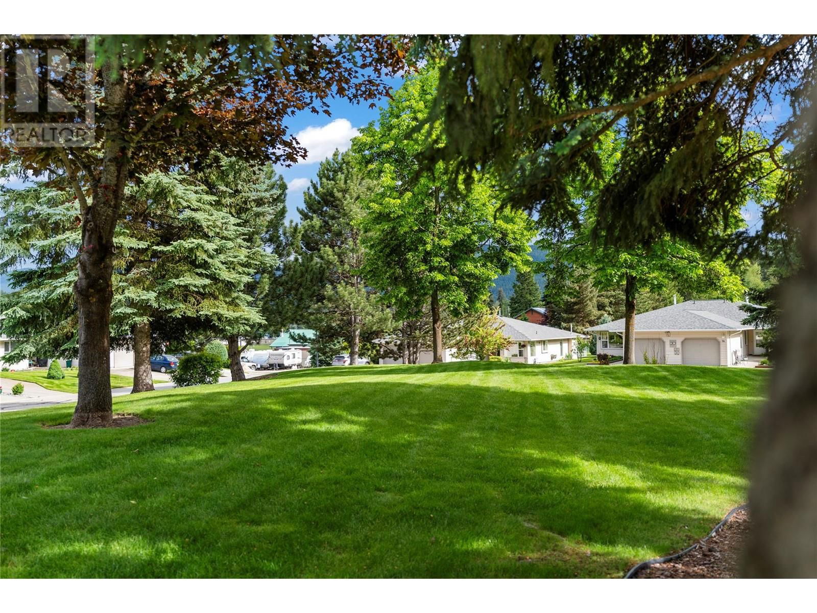 4 - 2675 PINE AVENUE Image 37
