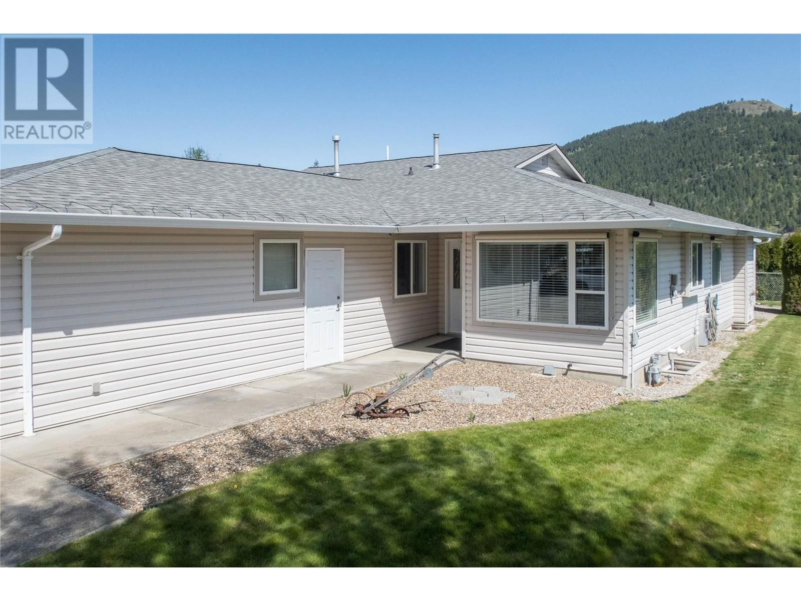 4 - 2675 PINE AVENUE Image 46