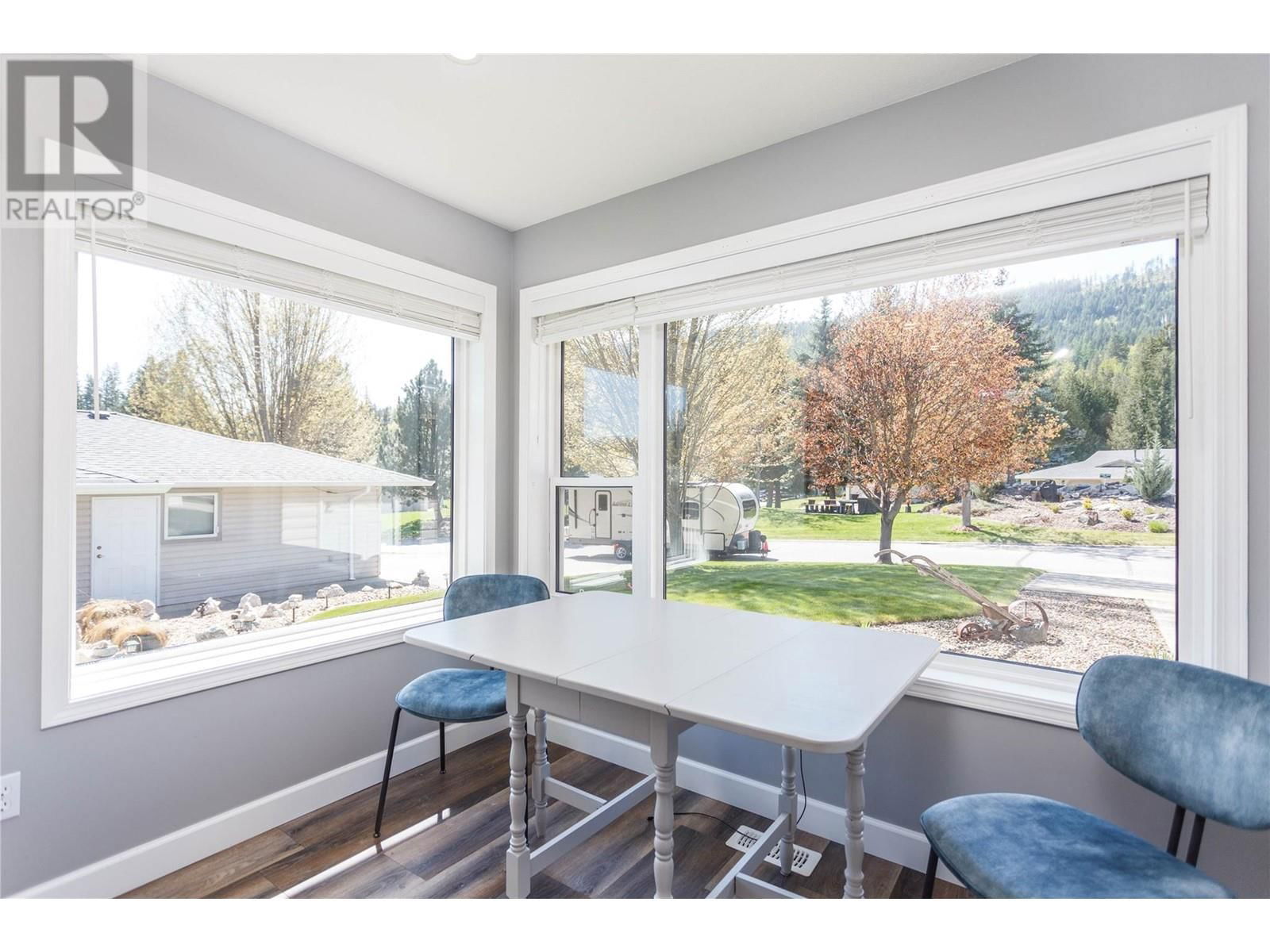 4 - 2675 PINE AVENUE Image 6