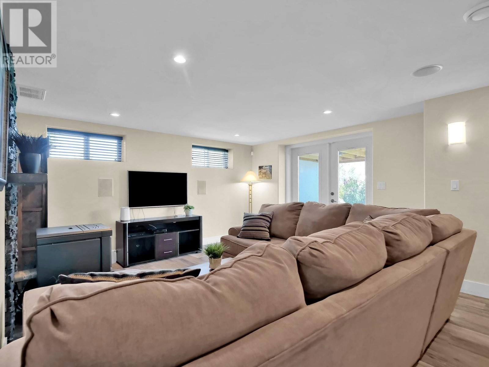 118 CRAIG DRIVE Image 24