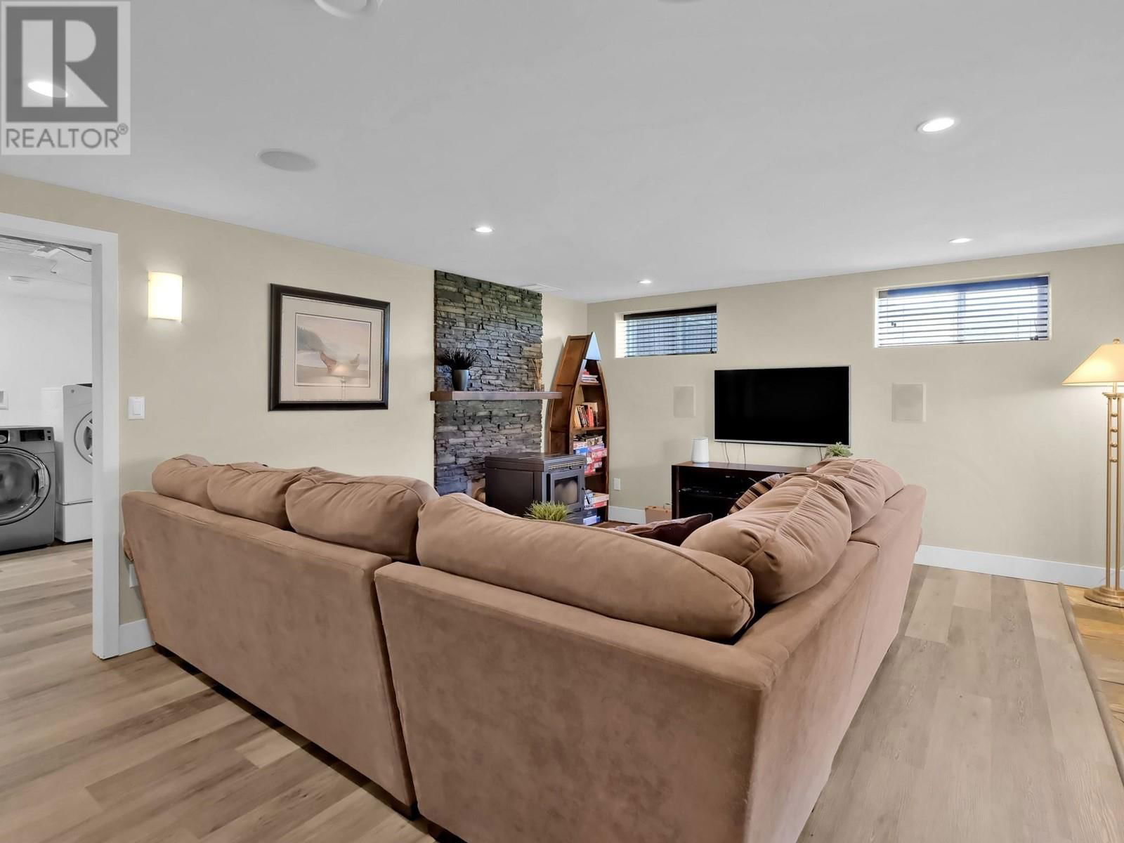 118 CRAIG DRIVE Image 25