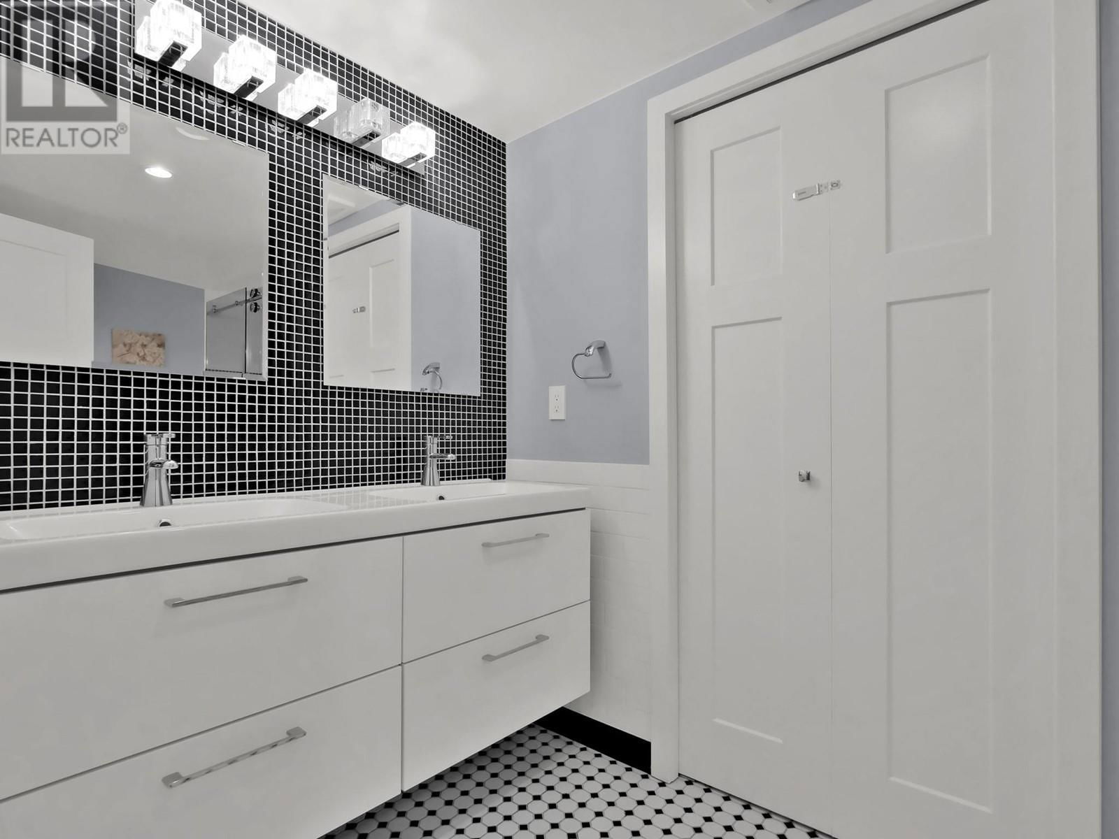 118 CRAIG DRIVE Image 29