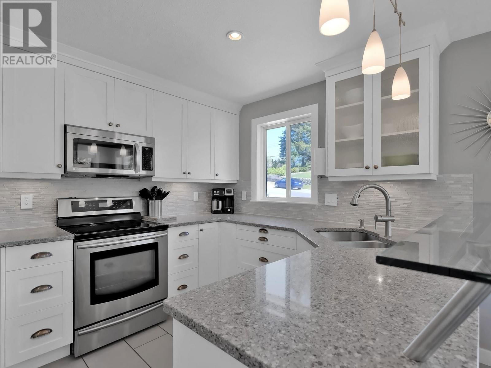 118 CRAIG DRIVE Image 4