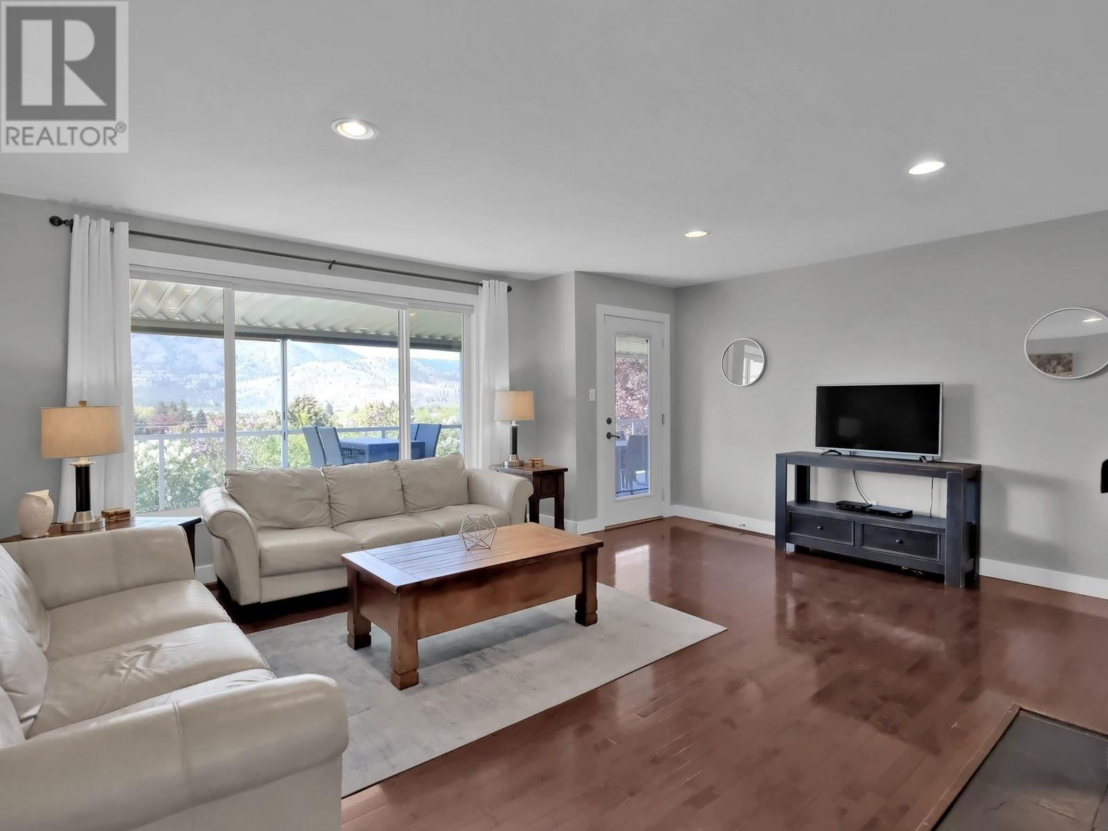 118 CRAIG DRIVE Image 9