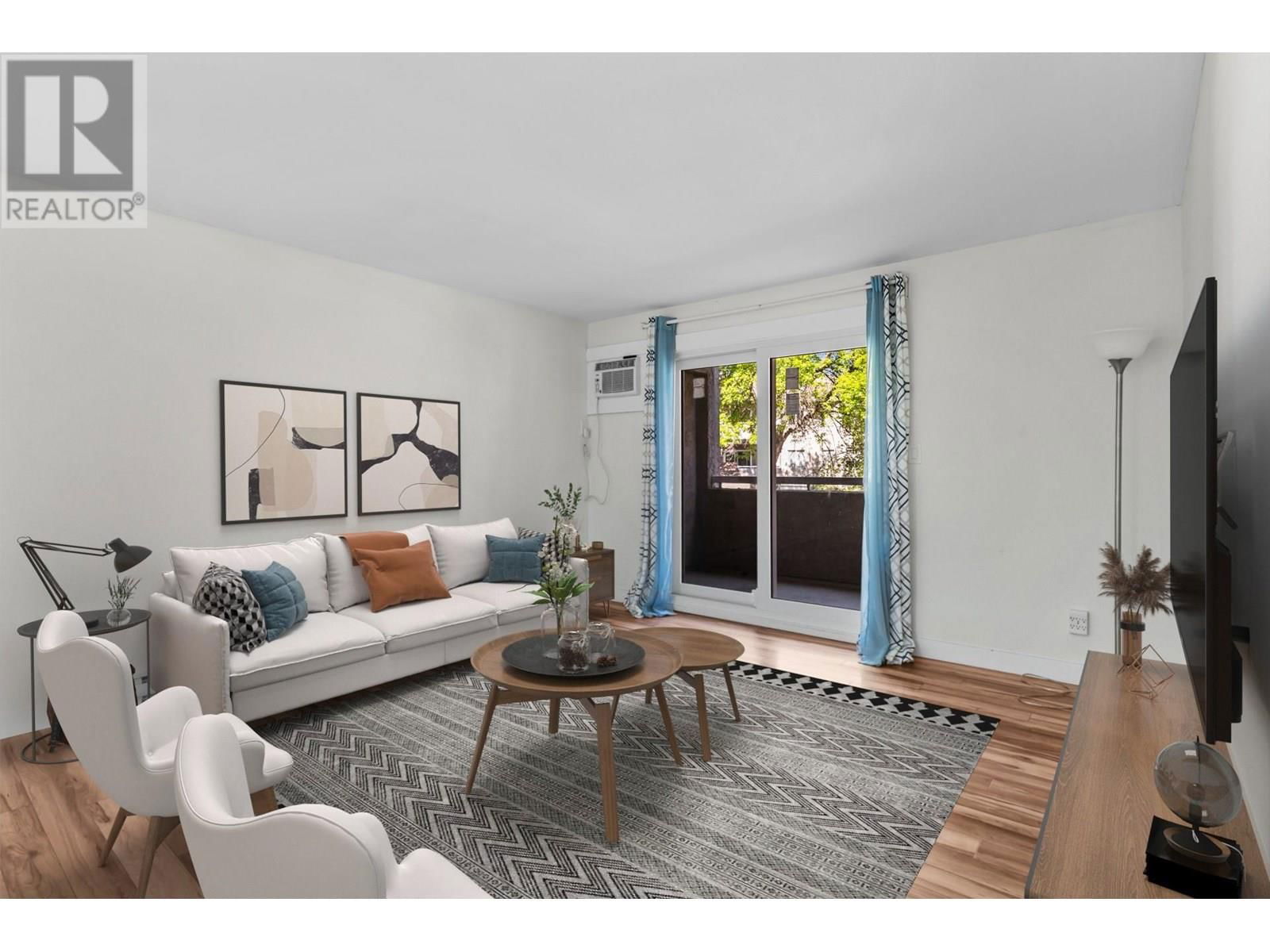 263 - 3854 GORDON DRIVE Image 2