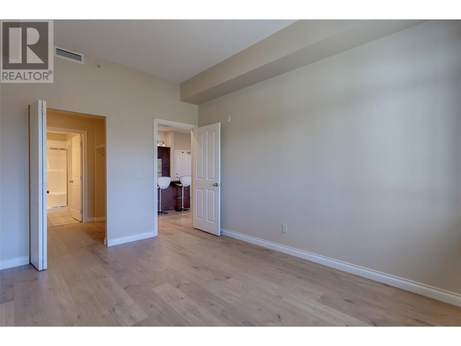 1403 - 3833 BROWN ROAD Image 21