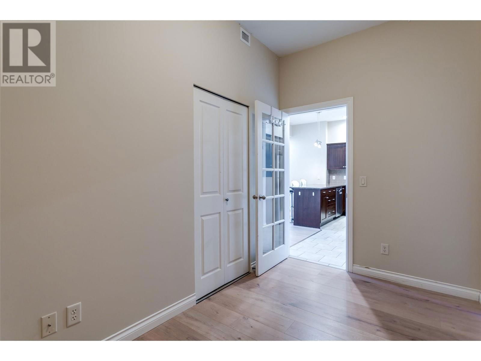 1403 - 3833 BROWN ROAD Image 30