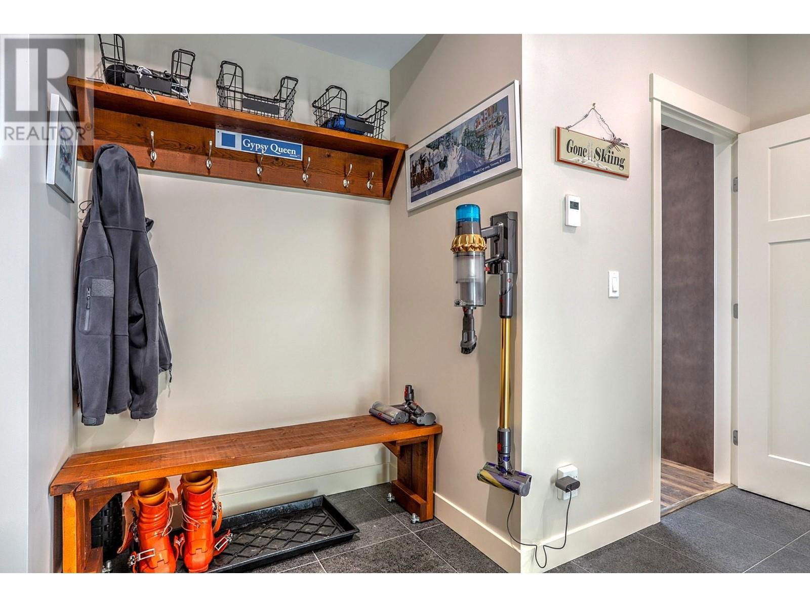 9834 CATHEDRAL DRIVE Image 37