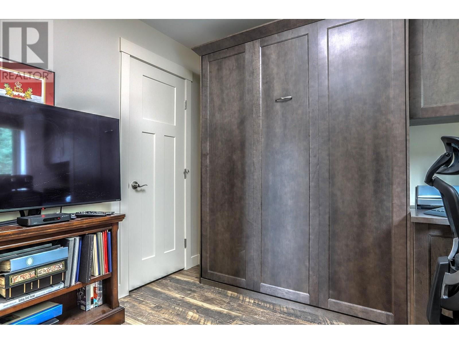 9834 CATHEDRAL DRIVE Image 48